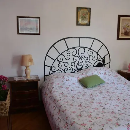 Casa Del Zefiro 招待所 *